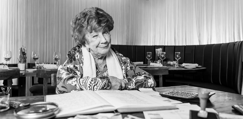 Exposición Madrileños centenarios.