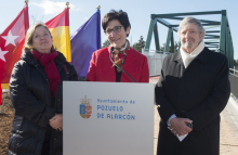 La alcaldesa y los padres 