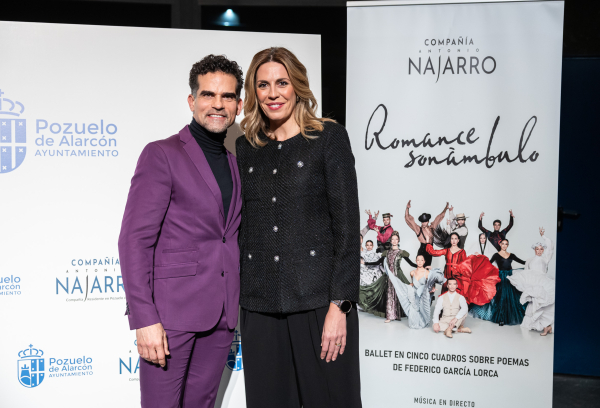 La alcaldesa, Paloma Tejero junto a Antonio Najarro